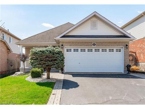 22 Washburn Drive, Guelph, ON - Outdoor