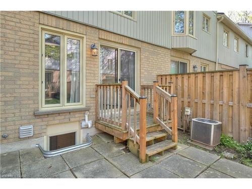 89-302 College Ave W Avenue, Guelph, ON - Outdoor With Deck Patio Veranda With Exterior