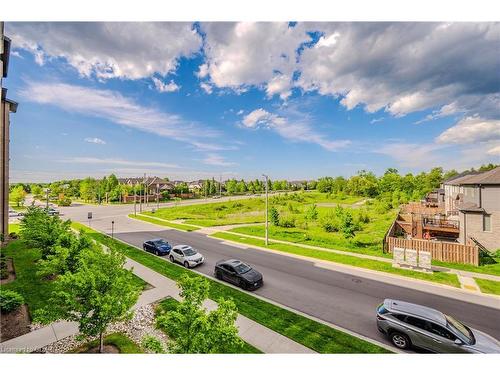 206-7 Kay Crescent, Guelph, ON - Outdoor With View