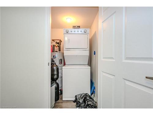 206-7 Kay Crescent, Guelph, ON - Indoor Photo Showing Laundry Room