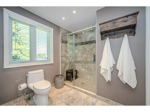 5072 Wellington Rd 32, Guelph, ON - Indoor Photo Showing Bathroom