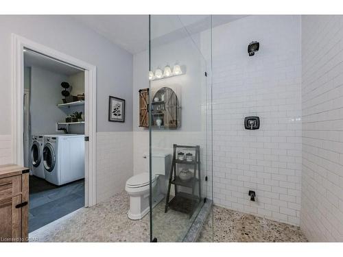 8292 Wilson Street, Guelph/Eramosa, ON - Indoor Photo Showing Laundry Room