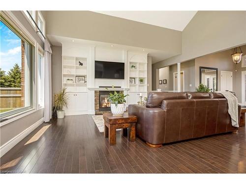 5342 Eramosa-Erin Townline, Guelph/Eramosa, ON - Indoor Photo Showing Living Room With Fireplace