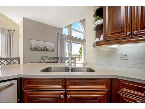 5342 Eramosa-Erin Townline, Guelph/Eramosa, ON - Indoor Photo Showing Kitchen With Double Sink