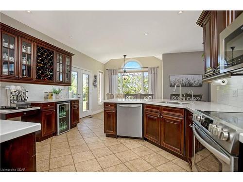 5342 Eramosa-Erin Townline, Guelph/Eramosa, ON - Indoor Photo Showing Kitchen