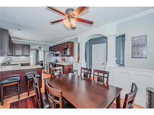 16 Speedvale Avenue W, Guelph, ON - Indoor Photo Showing Dining Room