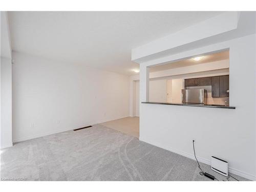 26 Elsegood Drive, Guelph, ON - Indoor Photo Showing Kitchen