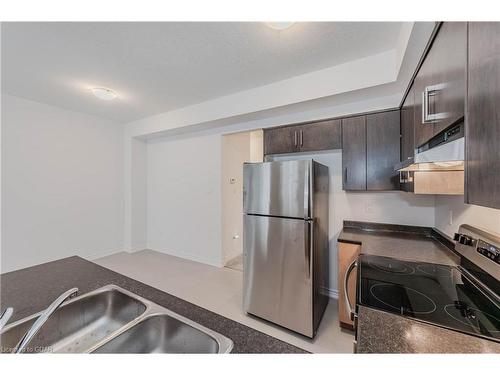 26 Elsegood Drive, Guelph, ON - Indoor Photo Showing Kitchen With Double Sink