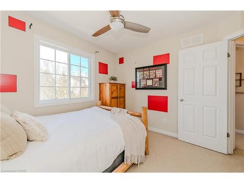 193 Carters Lane, Rockwood, ON - Indoor Photo Showing Bedroom