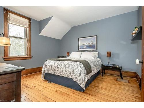 1836 Sawmill Road, Conestogo, ON - Indoor Photo Showing Bedroom