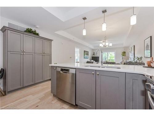 5-19 Stumpf Street, Elora, ON - Indoor Photo Showing Kitchen With Double Sink