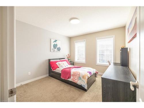 201 Summit Ridge Drive, Guelph, ON - Indoor Photo Showing Bedroom