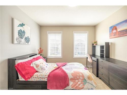 201 Summit Ridge Drive, Guelph, ON - Indoor Photo Showing Bedroom