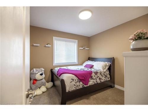 201 Summit Ridge Drive, Guelph, ON - Indoor Photo Showing Bedroom