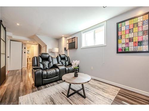 67 Laughland Lane, Guelph, ON - Indoor Photo Showing Living Room