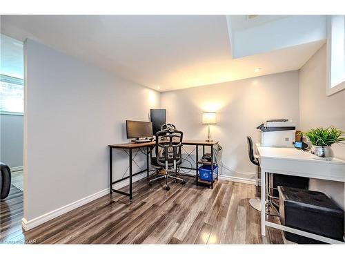 67 Laughland Lane, Guelph, ON - Indoor Photo Showing Other Room