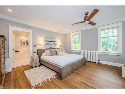 35 Queen Street, Guelph, ON - Indoor Photo Showing Bedroom