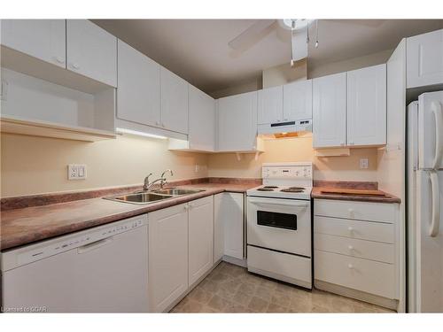 506-20 St George Street, Kitchener, ON - Indoor Photo Showing Kitchen With Double Sink