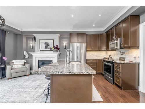69 Creighton Avenue, Guelph, ON - Indoor Photo Showing Kitchen With Upgraded Kitchen