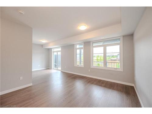 178 Oat Lane, Kitchener, ON - Indoor Photo Showing Other Room