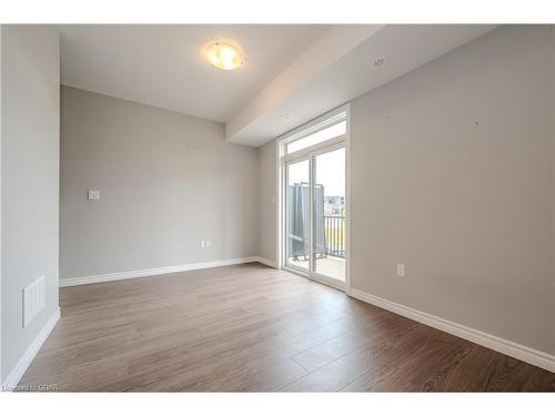 178 Oat Lane, Kitchener, ON - Indoor Photo Showing Other Room