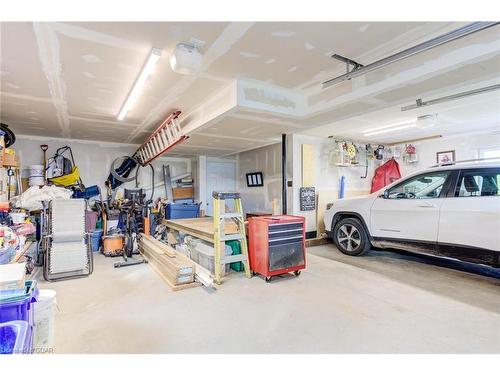 133 Parker Drive, Kenilworth, ON - Indoor Photo Showing Garage