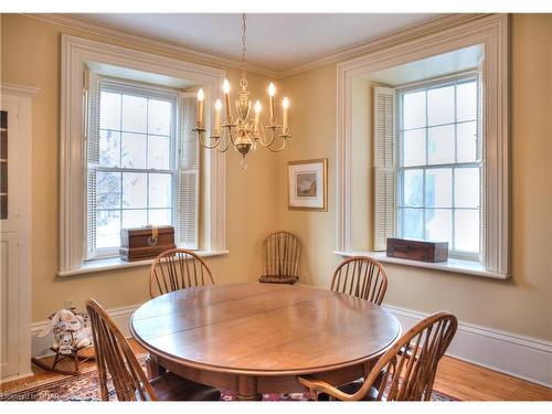 240 Union Street W, Fergus, ON - Indoor Photo Showing Dining Room