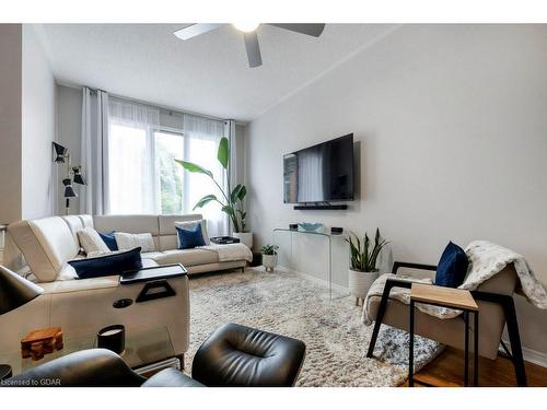 30 Fern Valley Crescent, Brampton, ON - Indoor Photo Showing Living Room