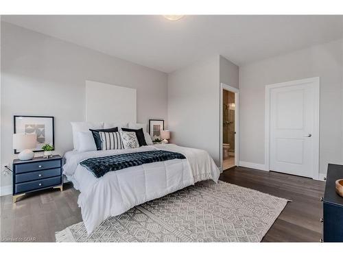 1302-1878 Gordon Street, Guelph, ON - Indoor Photo Showing Bedroom