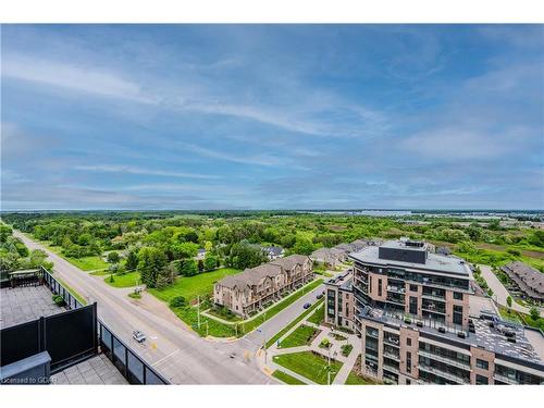 1302-1878 Gordon Street, Guelph, ON - Outdoor With View