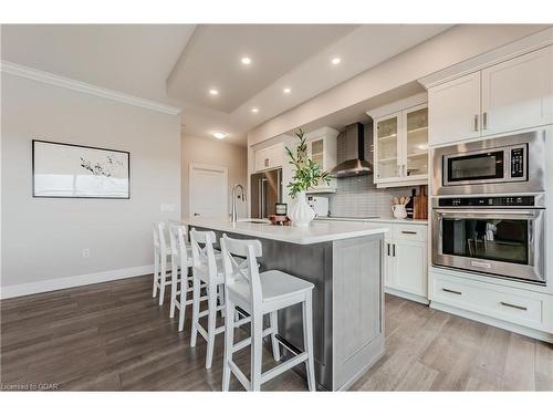 1302-1878 Gordon Street, Guelph, ON - Indoor Photo Showing Kitchen With Upgraded Kitchen