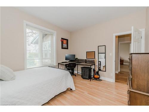 196 Eastern Avenue, Acton, ON - Indoor Photo Showing Bedroom