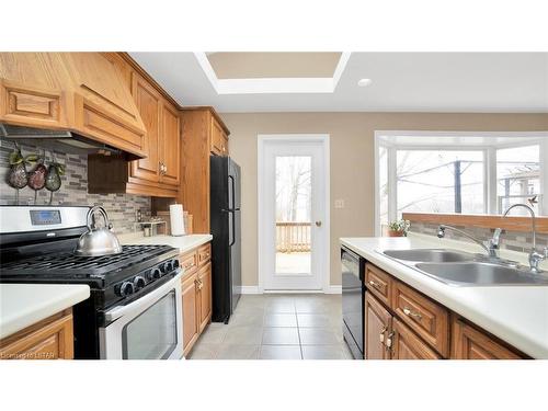 34639 Third Line, Southwold, ON - Indoor Photo Showing Kitchen With Double Sink