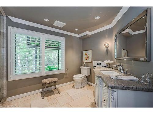 1040 Riverbank Drive, Cambridge, ON - Indoor Photo Showing Bathroom