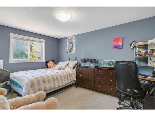 96 Milson Crescent, Guelph, ON - Indoor Photo Showing Bedroom