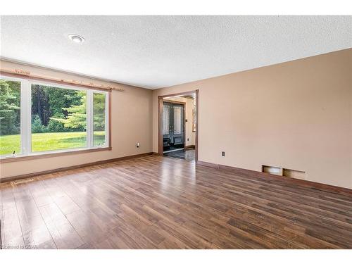 12297 25 Highway, Halton Hills, ON - Indoor