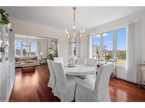 125 Crewson Court, Rockwood, ON - Indoor Photo Showing Dining Room