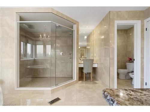 125 Crewson Court, Rockwood, ON - Indoor Photo Showing Bathroom