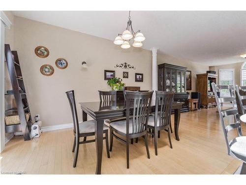 260 Forfar Street E, Fergus, ON - Indoor Photo Showing Dining Room