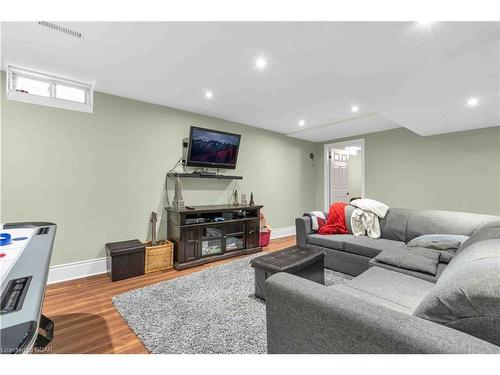 4 Munro Circle, Georgetown, ON - Indoor Photo Showing Basement