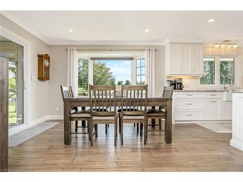 5497 Sixth Line, Erin, ON - Indoor Photo Showing Dining Room