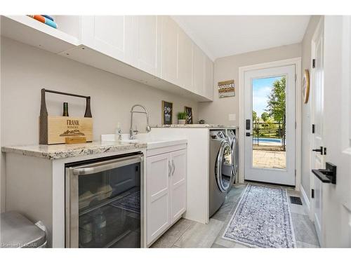 5497 Sixth Line, Erin, ON - Indoor Photo Showing Laundry Room