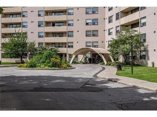 309-700 Dynes Road, Burlington, ON - Outdoor With Facade