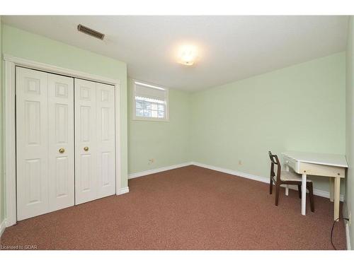 919 Guelph Road, Fergus, ON - Indoor Photo Showing Bedroom