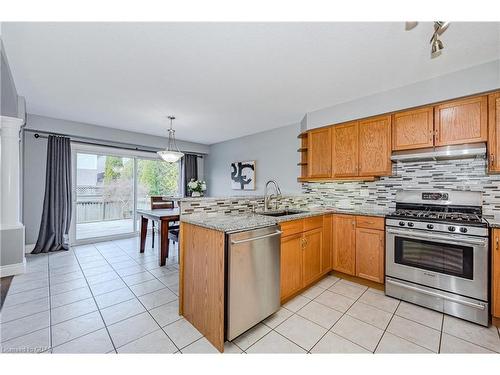 61 Marsh Crescent, Guelph, ON - Indoor Photo Showing Kitchen