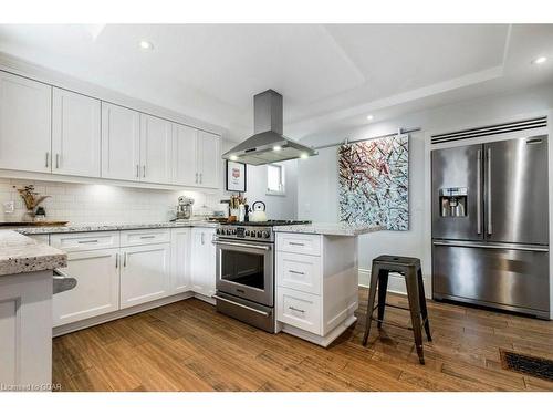 24 Ramore Street, Cambridge, ON - Indoor Photo Showing Kitchen With Upgraded Kitchen