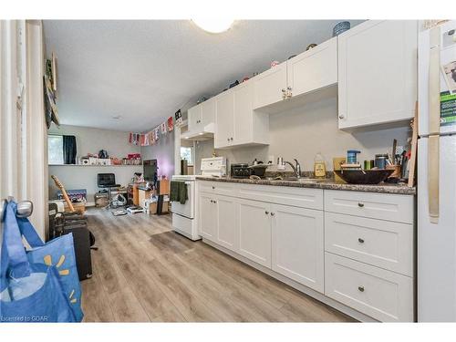 310 Garafraxa Street E, Fergus, ON - Indoor Photo Showing Kitchen