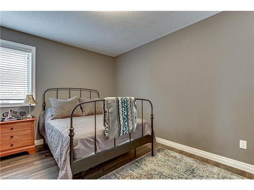 587 Hawthorne Place, Woodstock, ON - Indoor Photo Showing Bedroom