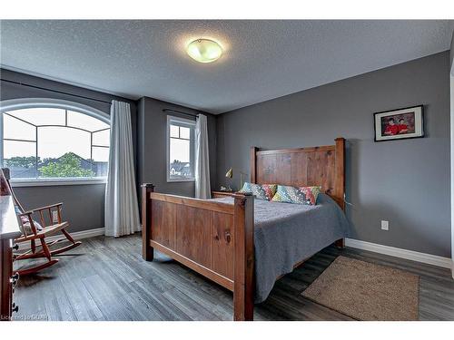 587 Hawthorne Place, Woodstock, ON - Indoor Photo Showing Bedroom