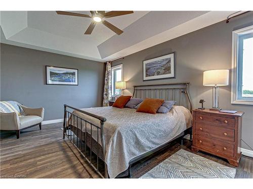 587 Hawthorne Place, Woodstock, ON - Indoor Photo Showing Bedroom